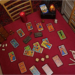 Picture of online tarot readings spread